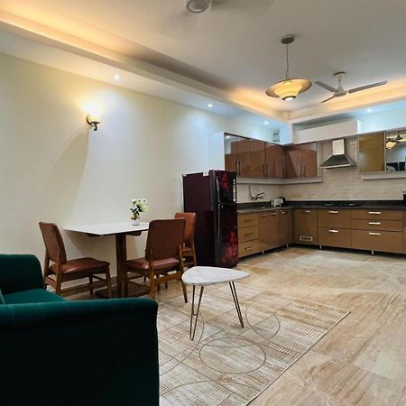 Olive Serviced Apartments - New Friends Colony New Delhi Luaran gambar